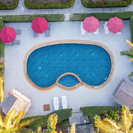 Phatcharee Resort Baan Tai Exterior foto