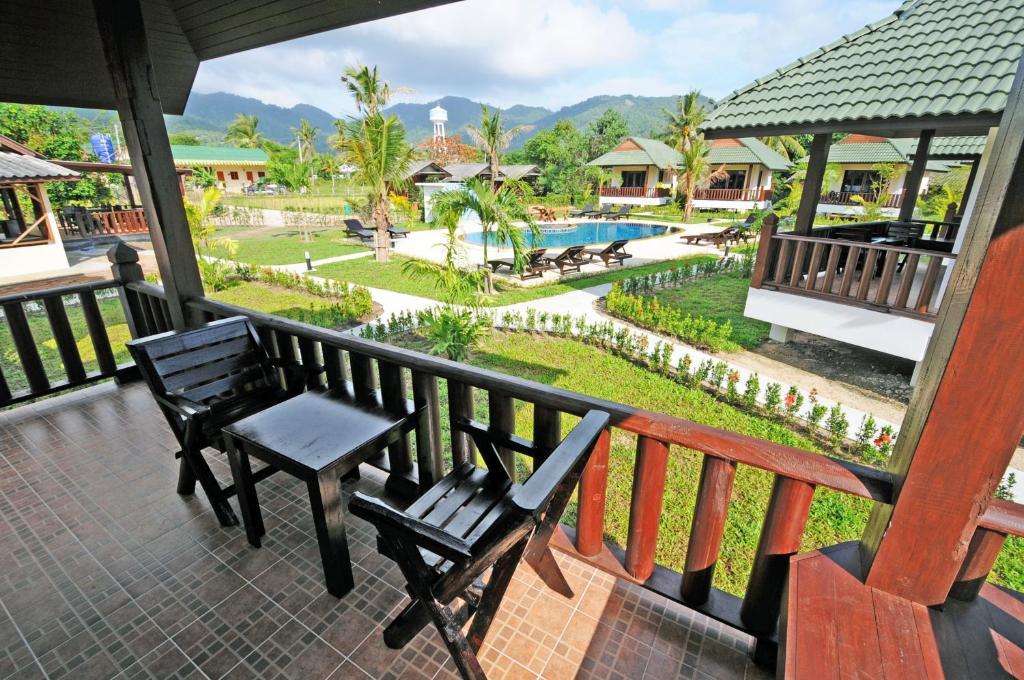 Phatcharee Resort Baan Tai Zimmer foto
