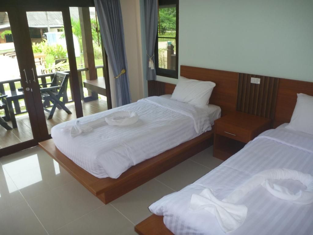 Phatcharee Resort Baan Tai Zimmer foto