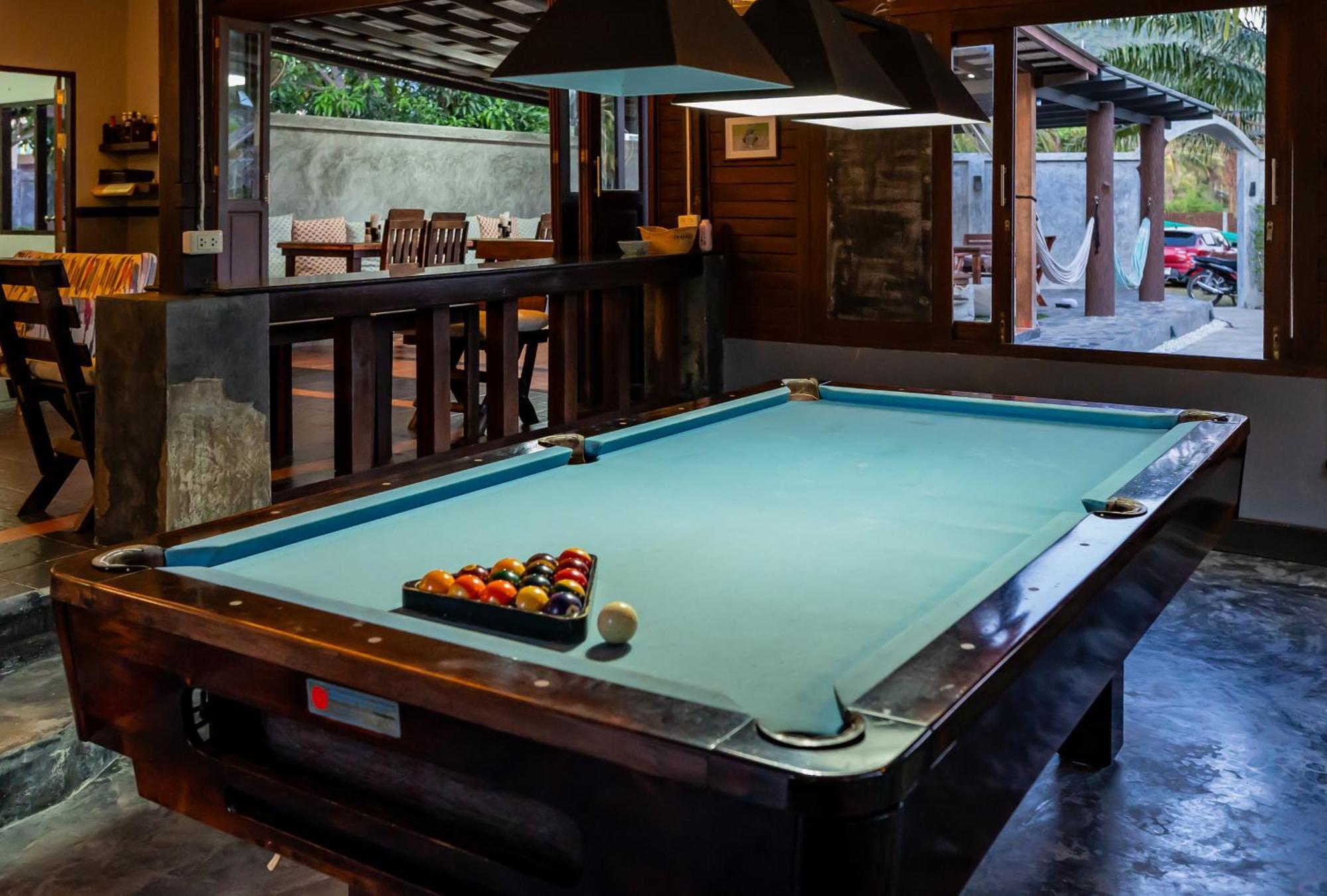 Phatcharee Resort Baan Tai Exterior foto